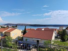 Martina，位于拉布的宠物友好酒店