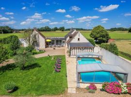 Crazy Villa Luigny 28 - Heated pool - City Stade - 1h20 Paris - 30P，位于Luigny的酒店