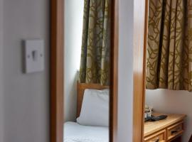 Properties Unique Dene Rooms - Single Room，位于泰恩河畔纽卡斯尔的酒店