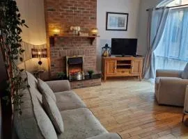 The Downshire Arms Apartments Hilltown