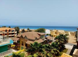 Branco Sea Holiday Apartments，位于圣玛丽亚的带停车场的酒店