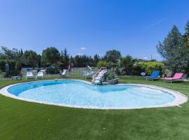 Gite Grand Luberon chez Manon en Luberon - Vacation rental in guest house，位于拉聂的酒店