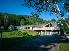 Le Relais des Hautes Gorges，位于Saint Aime Des Lacs的酒店