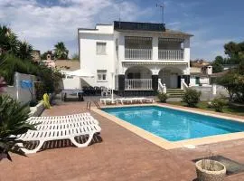 Villa Con Piscina Privada