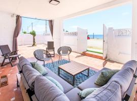 Holiday Home Zodiaco Beachfront by Interhome，位于托雷德本纳贾尔邦的酒店