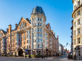 Radisson Blu Hotel, London Bloomsbury，位于伦敦费兹罗维亚的酒店