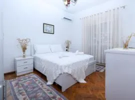 The Cozy 2 room apartment Berat