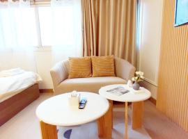 NK hostel 18，位于Thung Si Kan的酒店