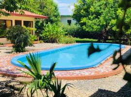 Hotel Cocodrilo Sierpe，位于Sierpe的酒店