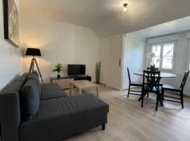 Appartement rénové tout équipé, centre ville, proche de la gare et commerce