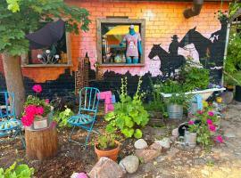 Gypsy Camp Apartments & Glamping