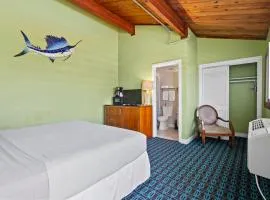 Oceanfront Inn, Inlet View Room, King Bed, #14