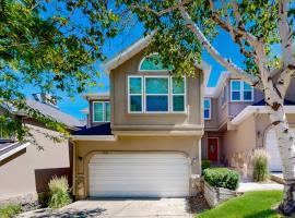 Lone Brook Hideaway，位于Cottonwood Heights的酒店