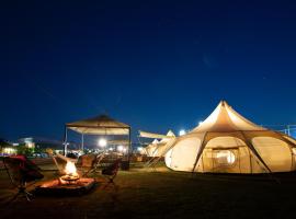 瀬戸内温泉たまの湯キャンプ場，位于Uno的豪华帐篷营地