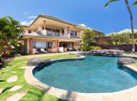 ONE OCEAN OHANA Expansive Views Exclusive Oceanfront Grotto pool plus private pool spa