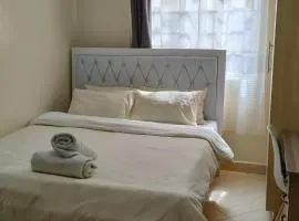 MollyAnne studio