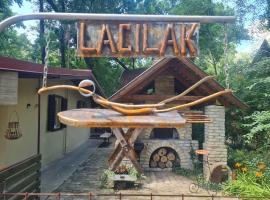 Lacilak，位于毛科的酒店