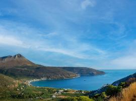 Olga's Home Oitylo，位于奥伊蒂龙的酒店