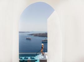 CASASUNSHA Hybrid Retreat Santorini，位于费拉的宠物友好酒店