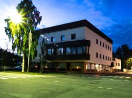Hotel Nurmeshovi，位于努尔梅斯的酒店