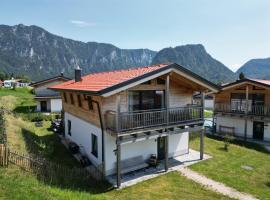 Chalet Charivari Inzell，位于因泽尔的酒店