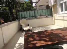 Una apartmani Petrovac