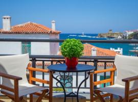 Seaview comfy flat in Andros - walk to beach，位于安德罗斯的酒店