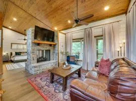 Tree-Lined Broken Bow Studio with Private Hot Tub!