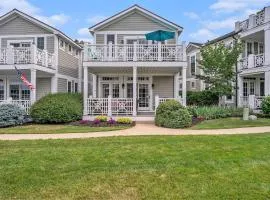 Lake front condo with pool access walking distance to downtown Saugatuck