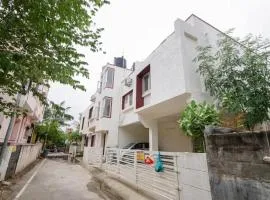 7 Hills Service Apartments