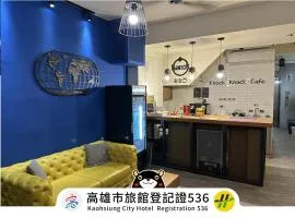 敲敲门旅店