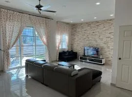 Sitiawan Homestay Entire Semi D house