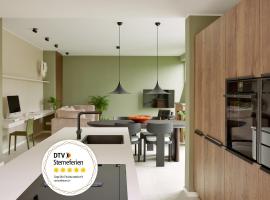 HOMEFY LUXURY BUNGALOW - 5 Pax - 2 Bath - Garage - exclusive & unique，位于拉廷根的酒店