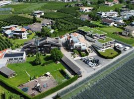 蒙塔尼公寓式酒店，位于拉塞斯的酒店