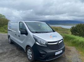 PK Campers - Campervans Iceland Reykjavik，位于雷克雅未克的酒店