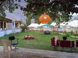 Paradise North Camp