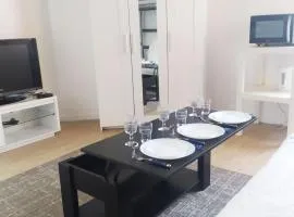 Charmant Studio au Calme Proche Rer Stade de France Paris