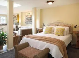 Steeple View - Romantic Wye Valley Country House Studio Apartment - Dog Friendly