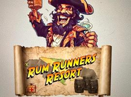 Rum Runners Resort，位于尼格瑞尔的酒店