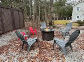Charming Lake Community Bungalow