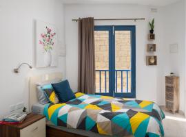Blue Hues Katerina - House of Character，位于Qormi的酒店