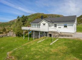 Awesome Home In Ånneland With Wifi，位于Ånneland的酒店