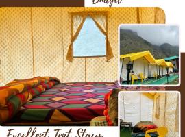 Family Stay in Radhe Radhe Tents，位于巴德里纳特的酒店