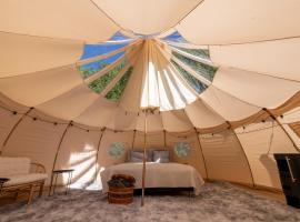 Holmegaard vin og glamping，位于丹讷马勒的酒店