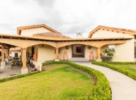 Villa El Retiro Luxury Property