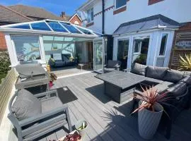 Newquay Fistral Holiday home with hot tub