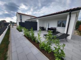 Apartman Tanja & Apartman Tea，位于加利扎纳的酒店