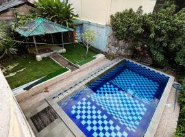 Villa Green Warrior，位于Brujul的酒店