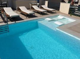 Villa de Blue，位于波尔的带热水浴缸的酒店