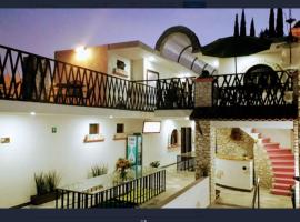 Hermanos Feregrino，位于贝纳尔的酒店